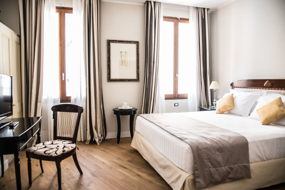 Hotel Monte Cenci Рим Экстерьер фото